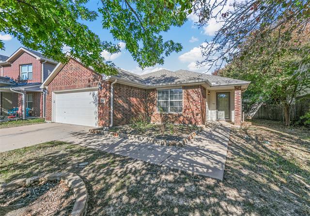 4885 Trail Hollow Dr in Fort Worth, TX - Building Photo