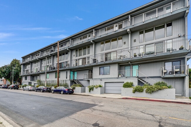 4105 Pacific Ave, Unit 1 in Marina Del Rey, CA - Building Photo - Building Photo