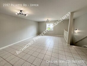 2397 Pillette Rd in Windsor, ON - Building Photo - Building Photo