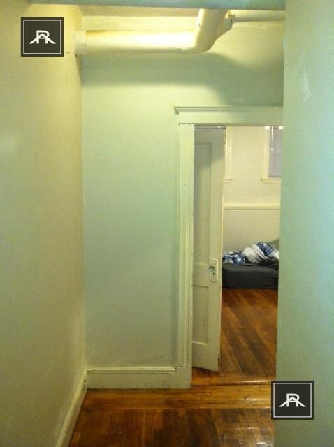 property at 34 Sidlaw Rd