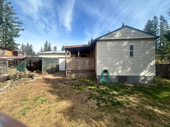 8510 Cimarron Way in Maple Falls, WA - Building Photo - Building Photo