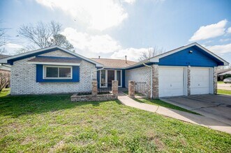 6835 Castleview Ln in Missouri City, TX - Building Photo - Building Photo