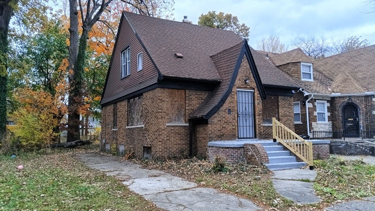 15857 Evanston St in Detroit, MI - Building Photo