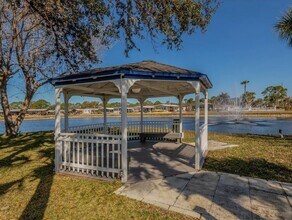 106 Lazy River Rd in Venice, FL - Building Photo - Building Photo