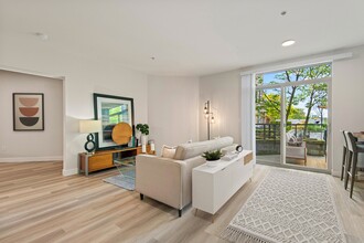 7 Hills Apartments in Seattle, WA - Foto de edificio - Building Photo