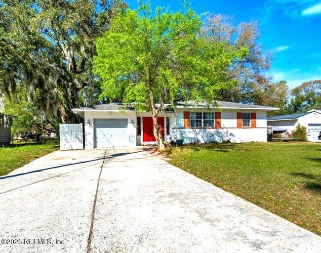 6545 Newcastle Rd in Jacksonville, FL - Building Photo - Building Photo