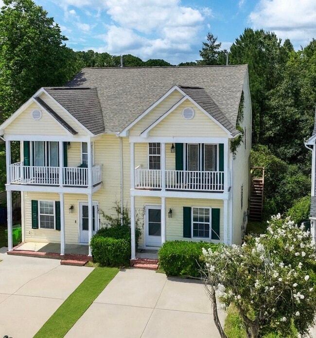 property at 2337 Bay Harbor Dr