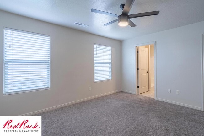 370 W Buena Vista Blvd in Washington, UT - Building Photo - Building Photo