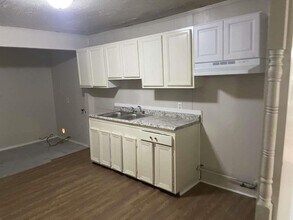 5939 Belarbor St in Houston, TX - Building Photo - Building Photo