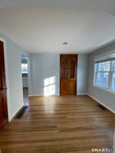 250 Swanson Ave in Stratford, CT - Building Photo - Building Photo