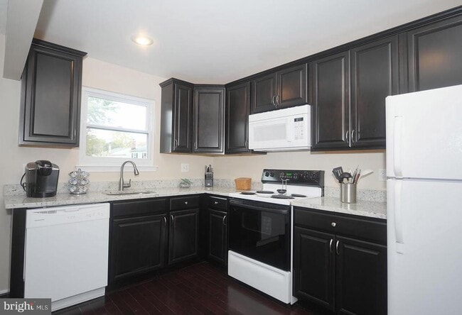 property at 22 Pike Hall Pl