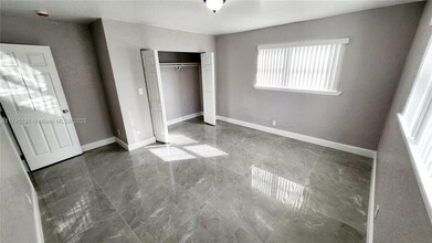 416 S 28th Ave in Hollywood, FL - Foto de edificio - Building Photo