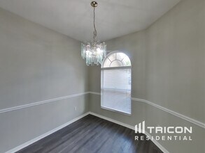 4522 Swift Cir in Valrico, FL - Building Photo - Building Photo