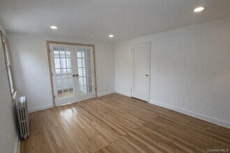 1711 William St in Merrick, NY - Building Photo - Building Photo