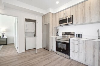 224 N Alvarado St in Los Angeles, CA - Building Photo - Building Photo