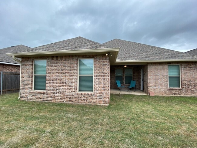 606 Acacia Dr in Bossier City, LA - Building Photo - Building Photo