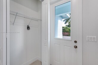 513 6th Ave S in Lake Worth Beach, FL - Building Photo - Building Photo