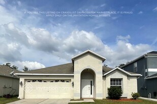 31335 Glendalough Way in Wesley Chapel, FL - Building Photo