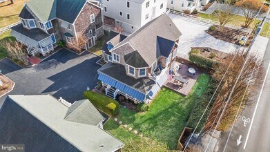 330 Garfield Pkwy in Bethany Beach, DE - Building Photo - Building Photo