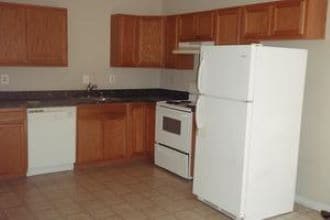 132 Church St in New Windsor, MD - Foto de edificio - Building Photo