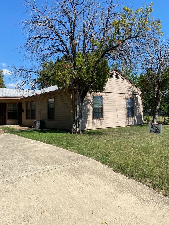 2007 Elkins Ave in Killeen, TX - Building Photo - Building Photo