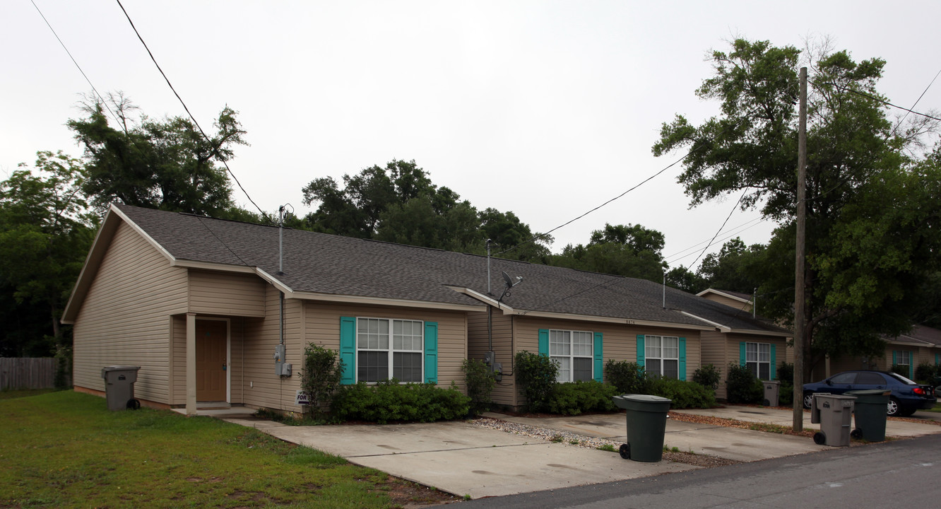 8474 Kipling St in Pensacola, FL - Building Photo