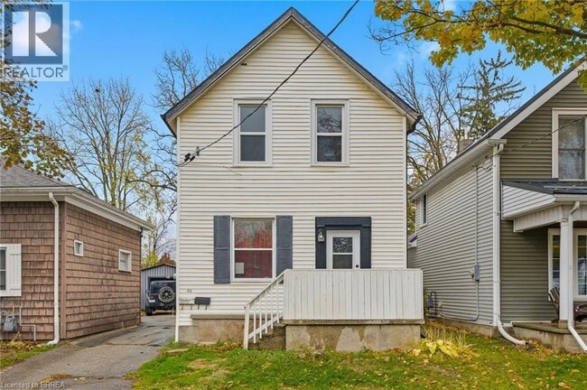 property at 43 Richardson St