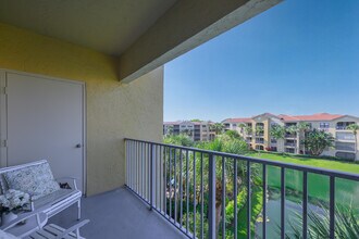 800 Uno Lago Dr in Juno Beach, FL - Building Photo - Building Photo