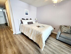 935 S Atlantic Ave, Unit 420 in Daytona Beach, FL - Building Photo - Building Photo