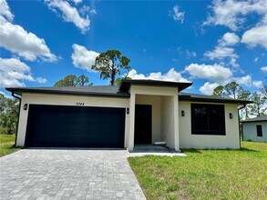 5344 Hornbuckle Blvd in North Port, FL - Building Photo - Building Photo