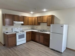 101 Sunset Ln in New Haven, MO - Building Photo - Building Photo