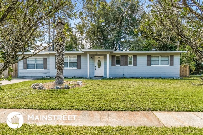 property at 6430 Lucente Dr