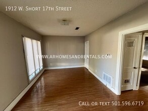 1912 W Short 17th St in North Little Rock, AR - Building Photo - Building Photo