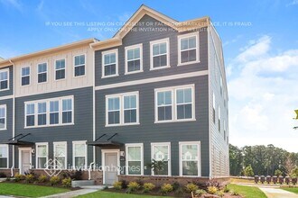 6131 Prosperity Ridge Rd in Charlotte, NC - Building Photo - Building Photo