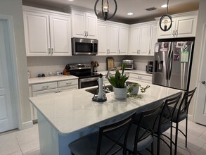 2343 Sheen Ln in Naples, FL - Building Photo - Building Photo