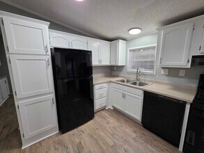 3701 Juniper St in Village of Clarkston, MI - Building Photo - Building Photo