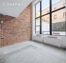 65 Cooper Sq in New York, NY - Building Photo - Building Photo