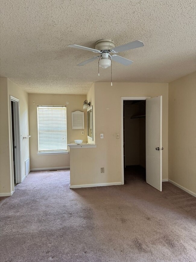604 Barwick Ct in Chesapeake, VA - Building Photo - Building Photo