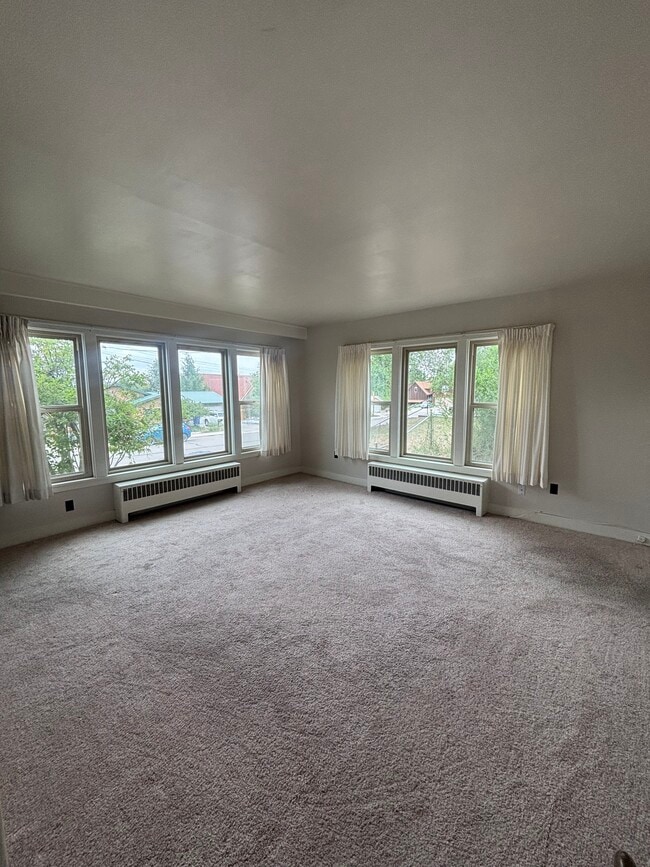 property at 3413 Urban St