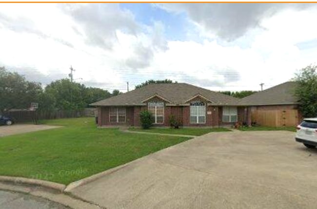 1010 Sun Meadow Ct in College Station, TX - Building Photo - Building Photo