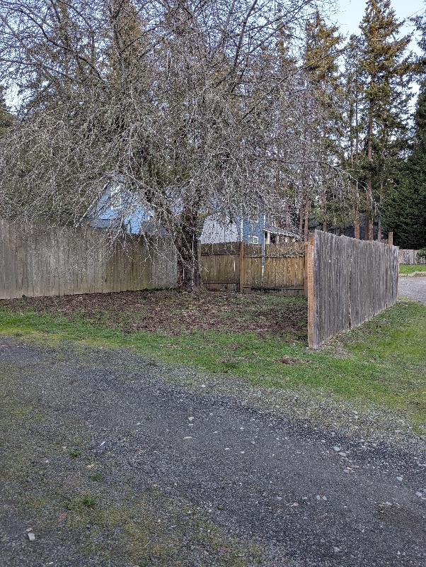 8568 Tracyton Blvd NW in Bremerton, WA - Foto de edificio - Building Photo