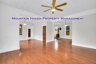 16 Colorado Blvd in Idaho Springs, CO - Building Photo