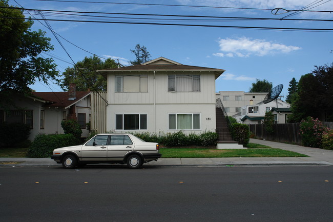 151 N Ellsworth Ave in San Mateo, CA - Building Photo - Building Photo