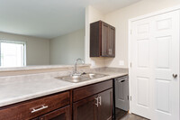 Willow Creek Apartments & Townhomes in Battle Creek, MI - Foto de edificio - Interior Photo