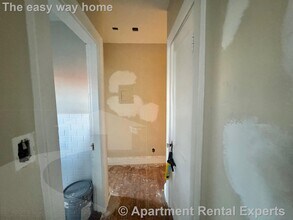 4 Cogswell Ave in Cambridge, MA - Building Photo - Building Photo