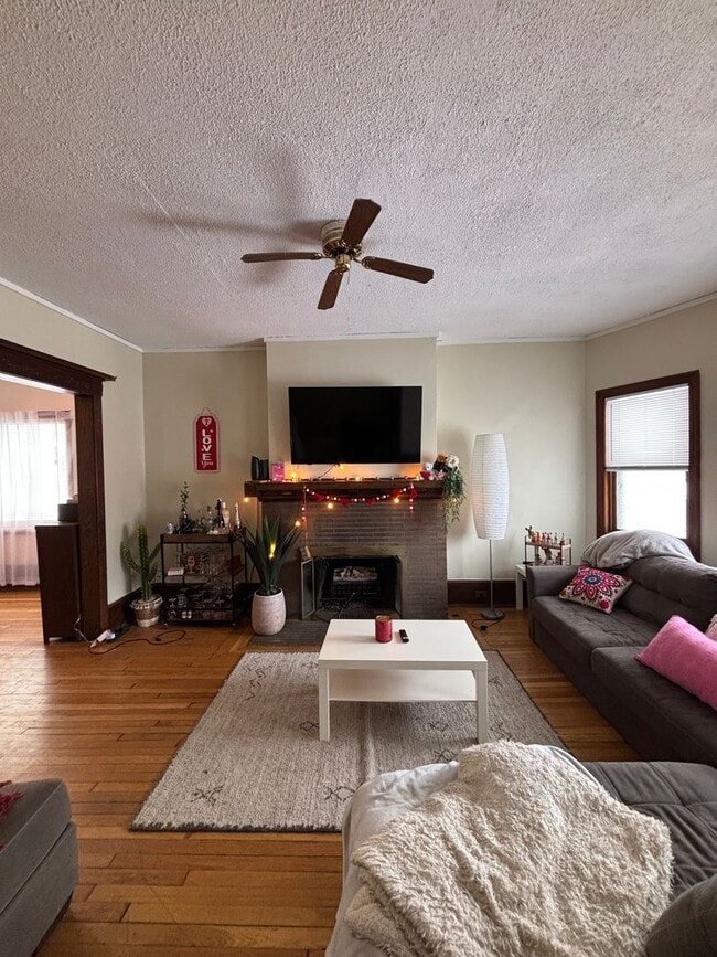 property at 2944 N Maryland Ave