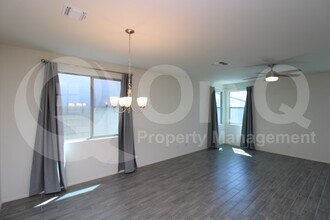 12233 W Rowel Rd in Peoria, AZ - Building Photo - Building Photo