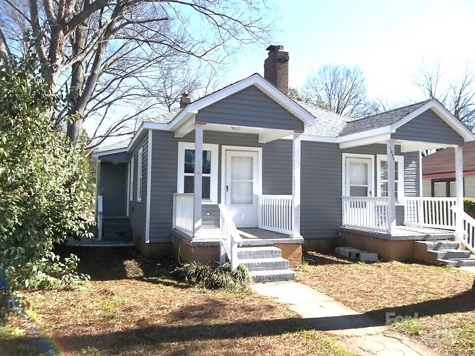 1606 Allen St in Charlotte, NC - Foto de edificio