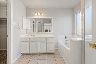 18410 Alemarble Oak St in Cypress, TX - Building Photo - Building Photo