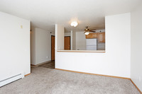 Parkside East in Des Moines, IA - Building Photo - Interior Photo